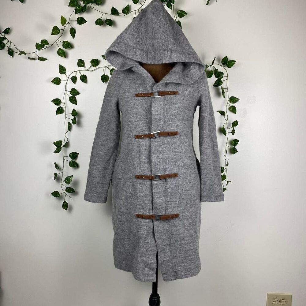 Kenar 100% wool Gray duffle coat brown leather buckle closure hooded old money